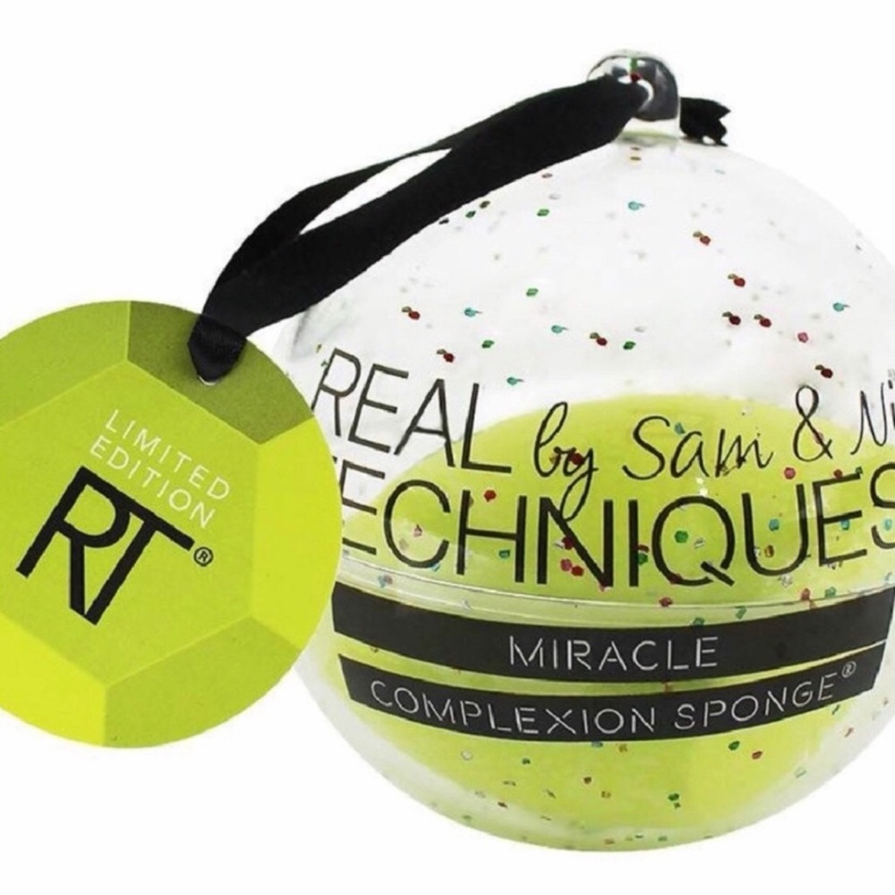 NIP Real Technique Makeup Miracle Complexion Sponge Limited Edition